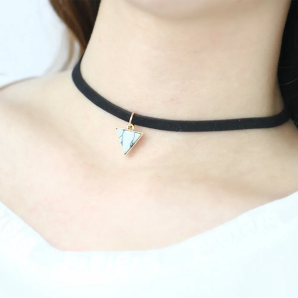 Black Choker Vintage Leather Pendant Women Triangle Necklace Sweater Chain