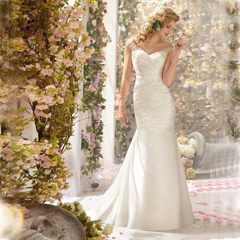 Wholesale Romantic ELegant Cheap Lace Mermaid Wedding Dresses 2017 Sheer Sequins Appliques Vestidos de novia de renda With Buttons Pleats Buy Cheap Romantic ELegant Cheap Lace Mermaid Wedding Dresses 2017 Sheer Sequins Appliques Vestidos de novia de renda With Buttons Pleats