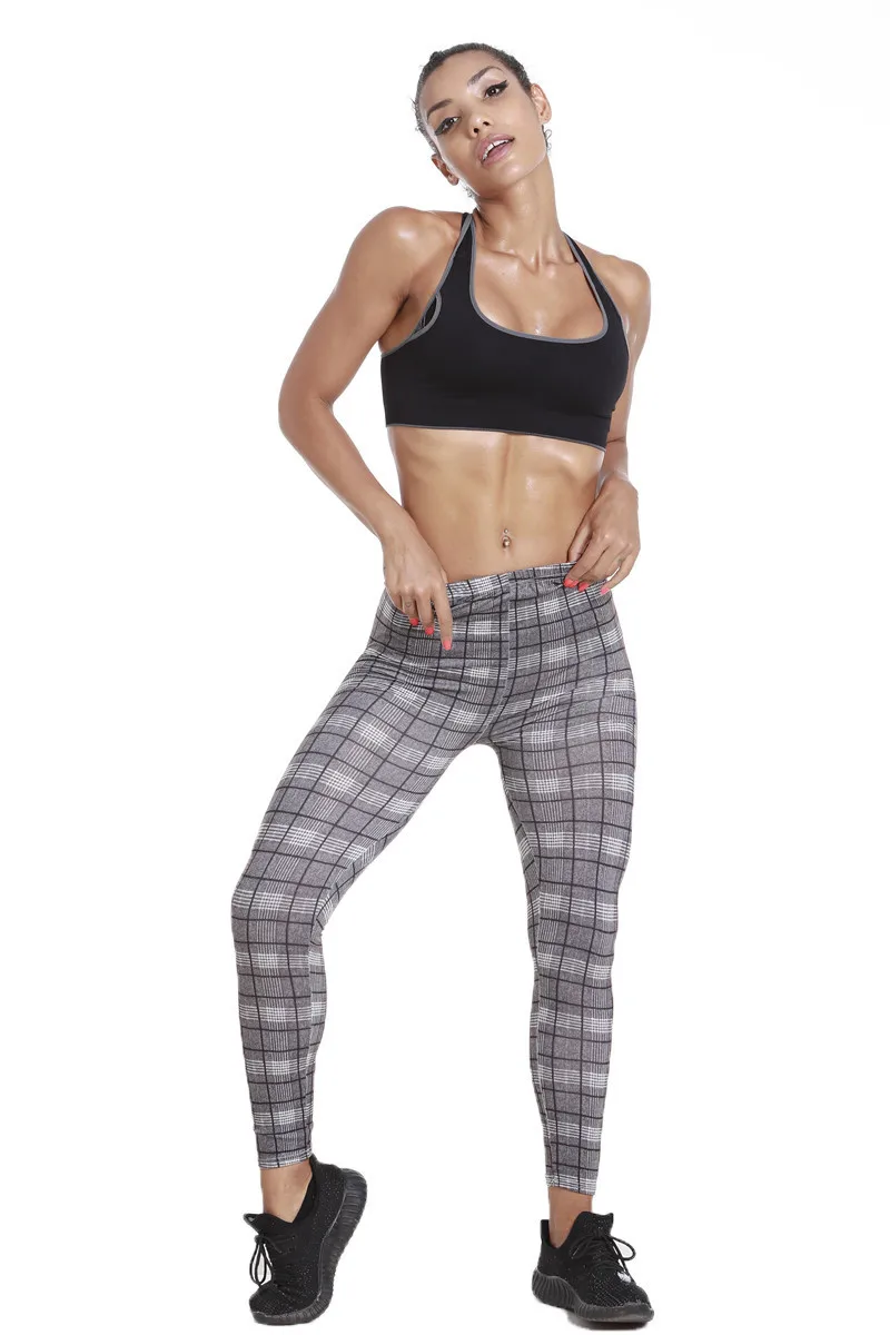 8911867143_1203864383