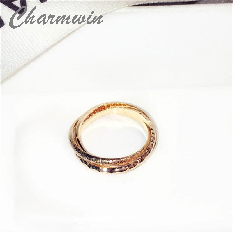 

Charmwin Women Rings New Fashion Classic Trend Smooth Gold Color Ring For Women Jewelry Party PR0124