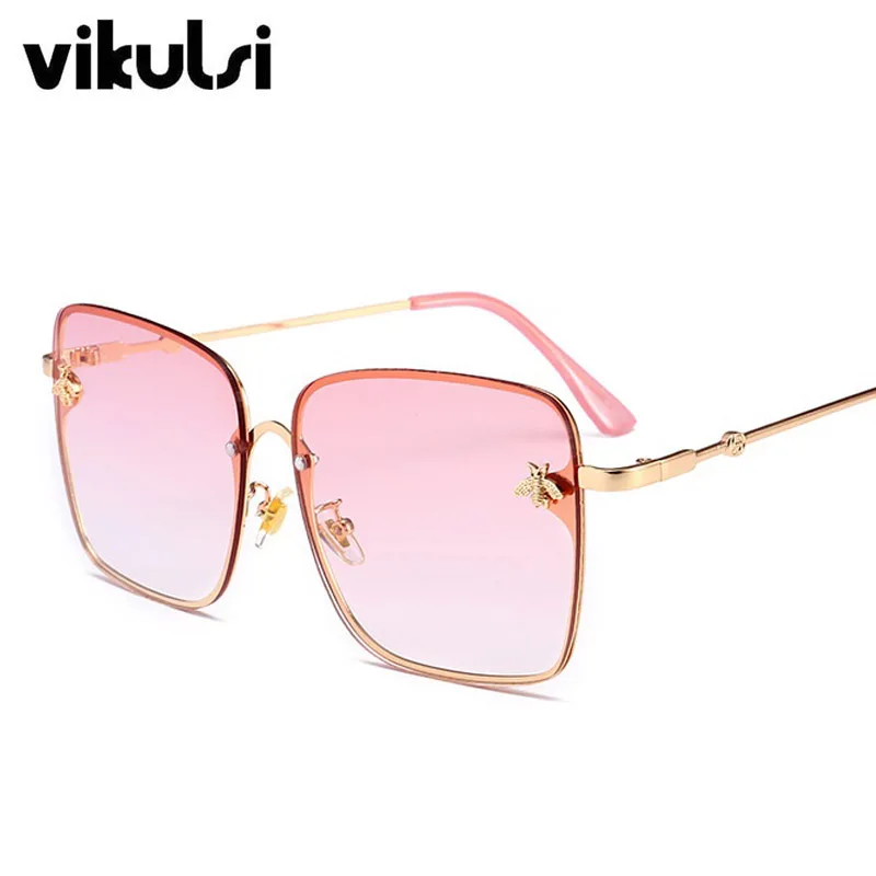 Online Retro Square Kacamata Wanita Merek Desain Lebah Bingkai Logam Kebesaran Berjemur Kacamata Fashion Wanita Gradien Warna Oculos UV400