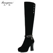 Г. Новые осенне-зимние женские сапоги из флока с пряжкой и заклепками на высоком каблуке с круглым носком однотонные черные сапоги до колена с боковой молнией