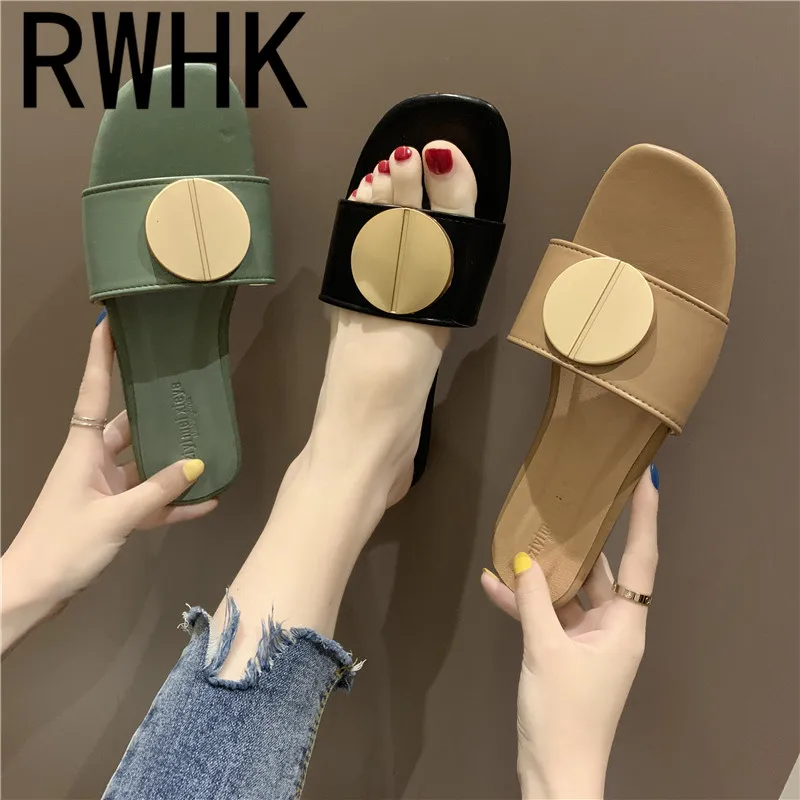 

RWHK 2019 new summer sandals and slippers women wear fashion flat bottom wild beach shoes female buckle B134