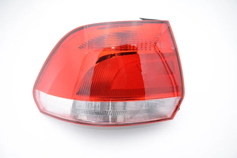 

1Pcs LH Left Side Tail Light Lamp Rear Light Assembly 6RU 945 095 For Volkswagen POLO SEDAN VENTO 2010-2014