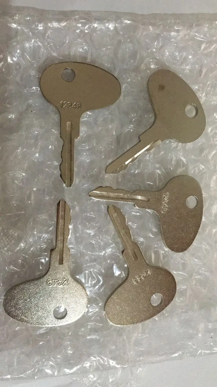 6-Pack Tractor & Forklift Keys – Fits Mitsubishi, CAT, Kubota, Towmotor, Satoh, Kumiai