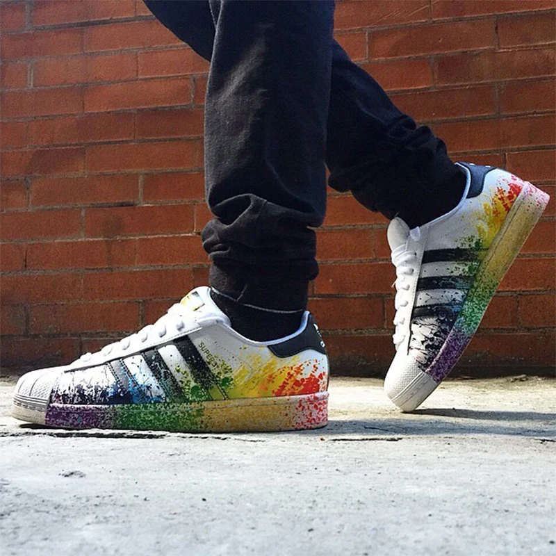 adidas clover superstar gold label