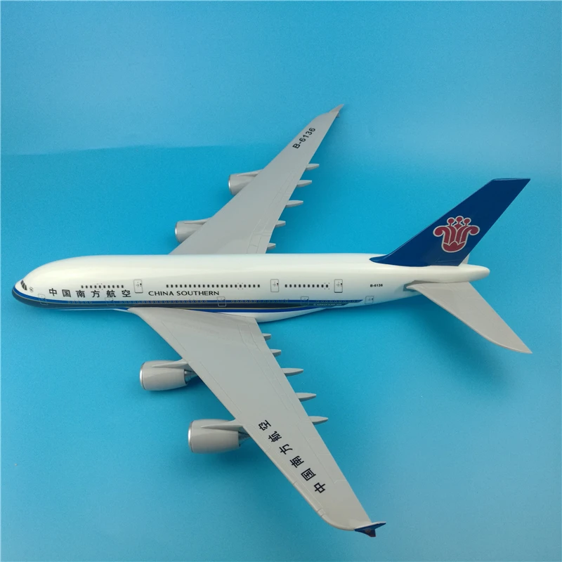 Модель самолета A380 45 см из смолы авиакомпании China South Airlines модель аэроплана