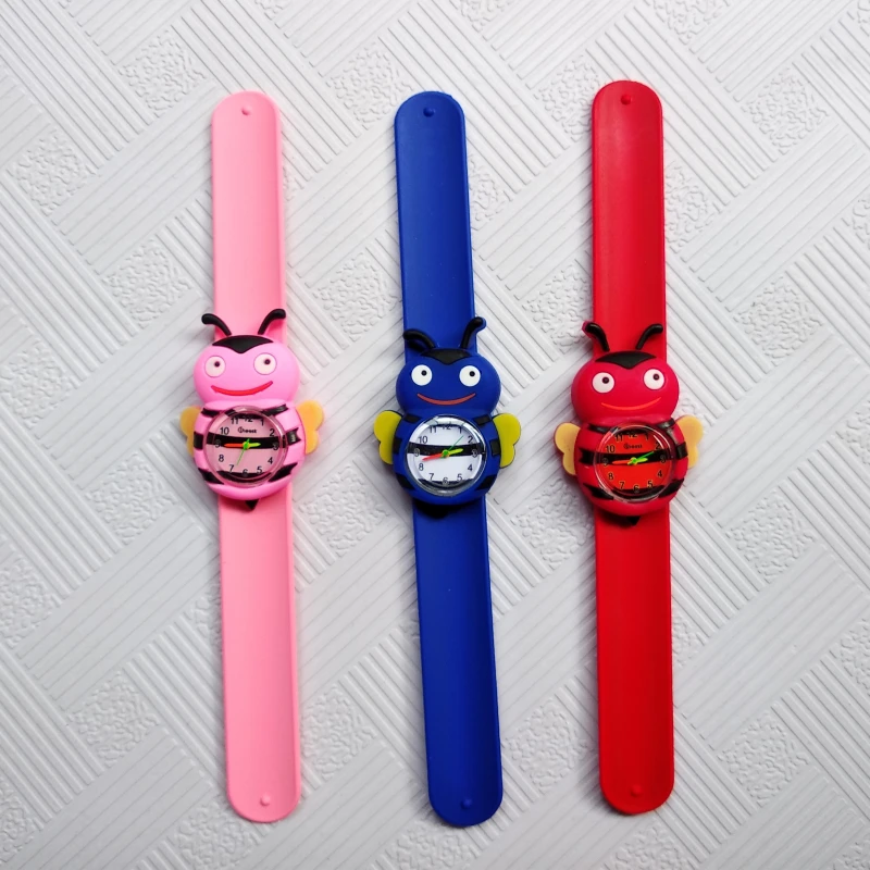 Cartoon Bee and Chicken Watch Children Kids Pat Slap hand Watches Child Sports Watch Students girls boys clock Quartz Wristwatch