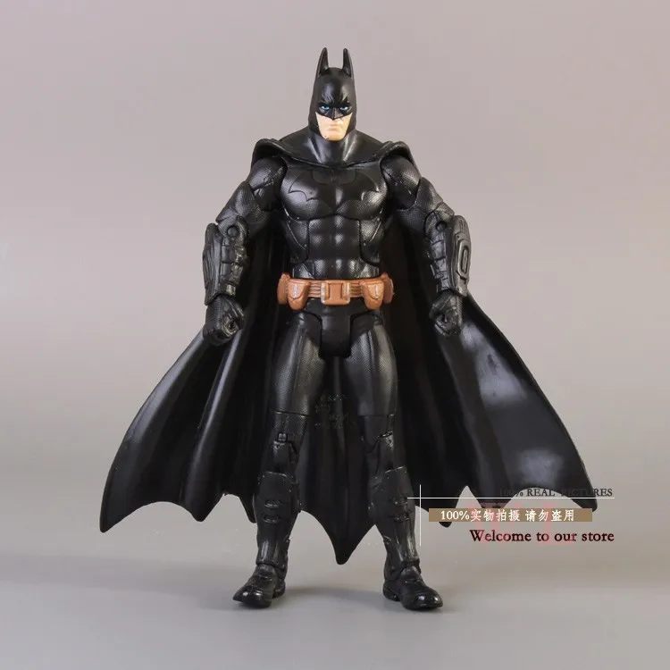 

DC Super HeroThe Dark Knight Rises Batman PVC Action Figure Toys Model Dolls Gifts 7"18cm