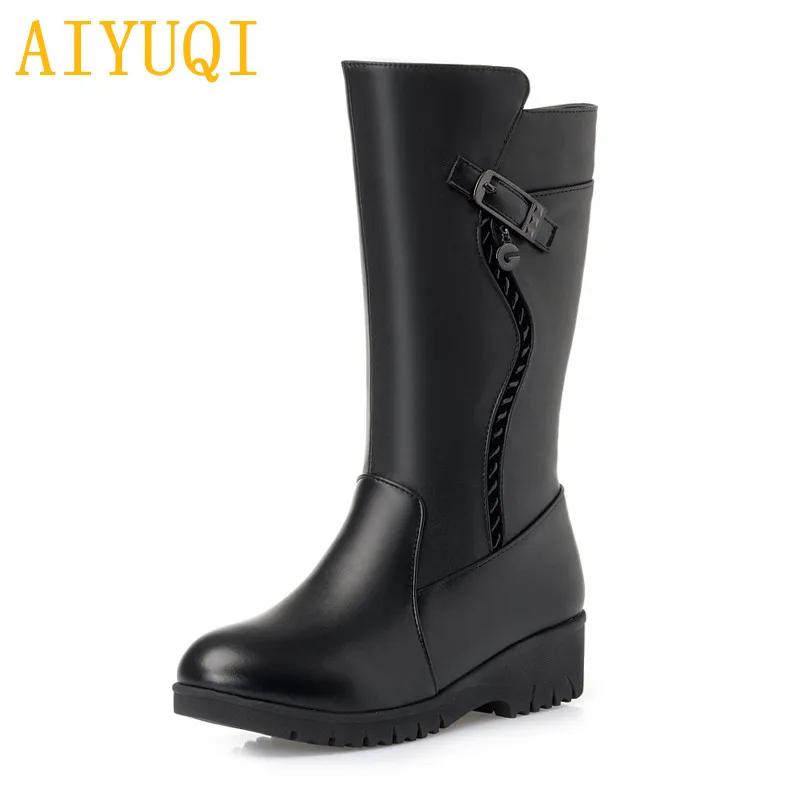 2018 new women boots genuine leather snow boots,big size 41 42 43 flat women winter boots,thick wool warm women motorcycle boots