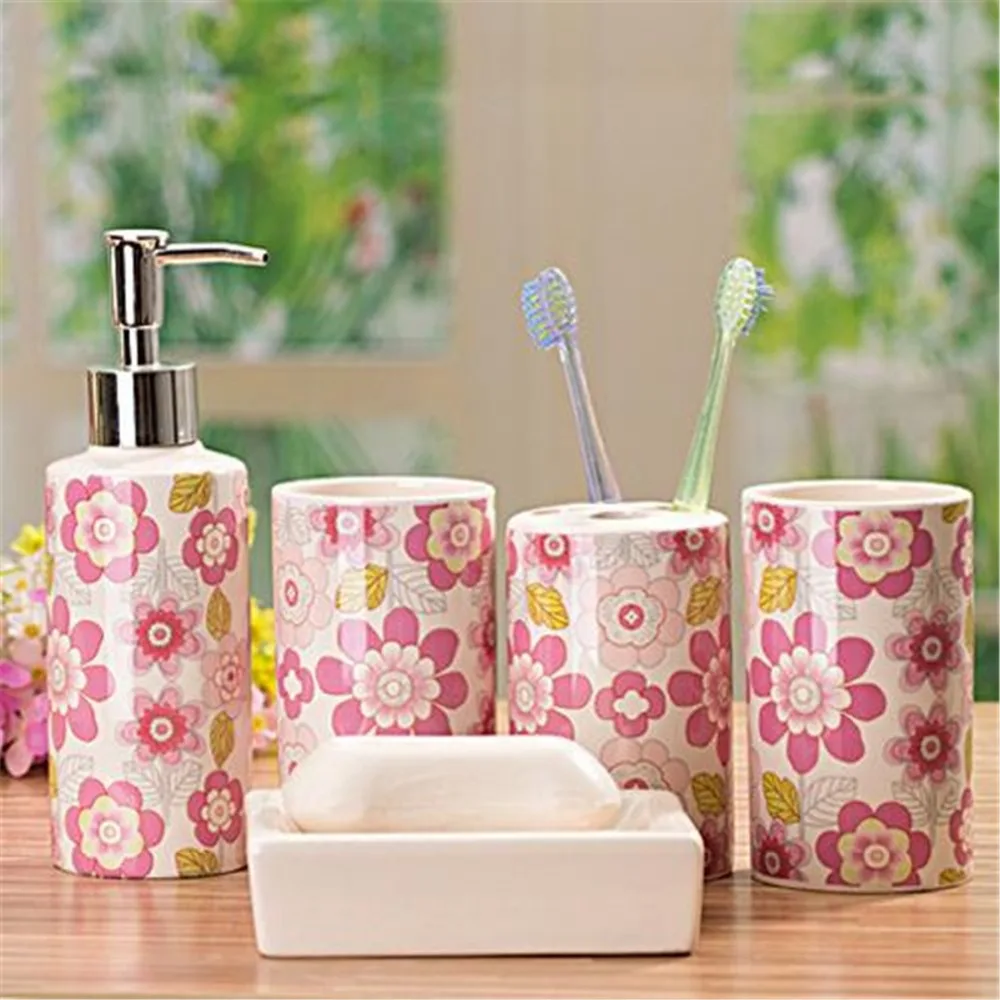Acquista all'ingrosso online accessori da bagno in ceramica set da ...
