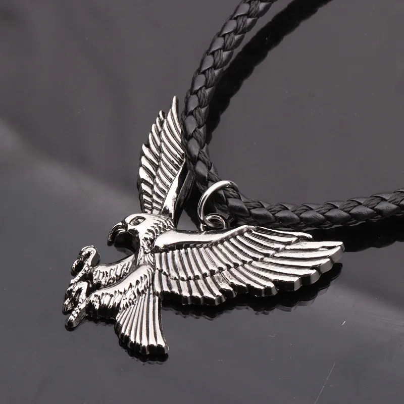 

Titanium steel eagle pendant necklace Pu leather Punk biker jewelry mens fashion animal necklace collar wholesale High quality