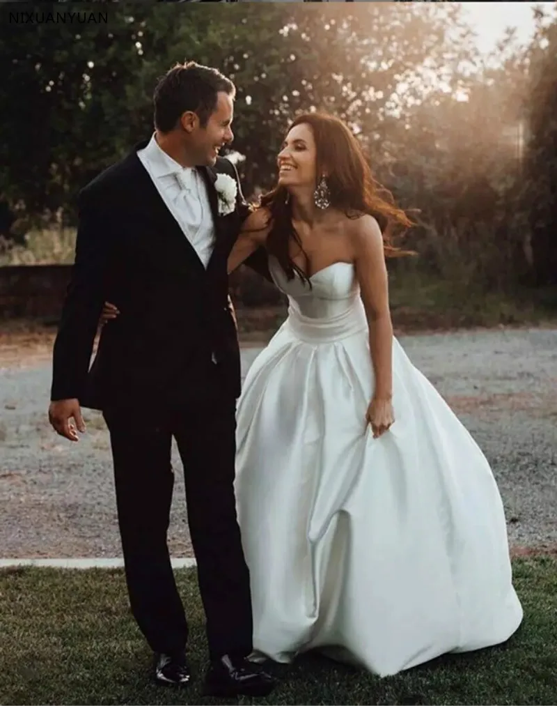 

Vestido De Novia Wedding Dresses A Line Sweetheart Floor Length Satin Backless 2019 Beach Wedding Bridal Gowns Robe De Marriage