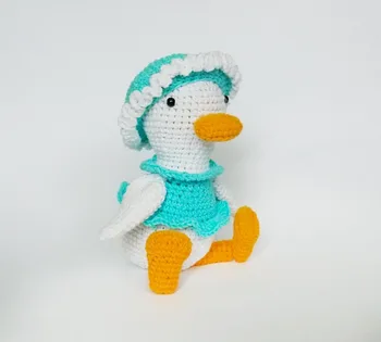 

crochet toy rattle duck model number wx003