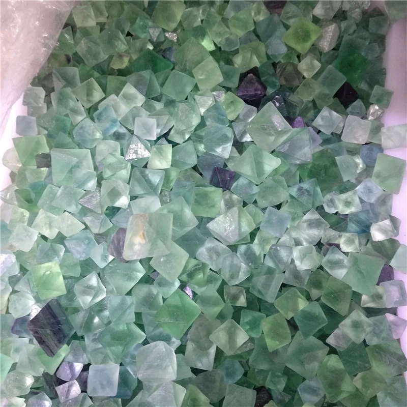 

1 kg natural fluorite octahedron specimen healing crystal natural stone gemstone octahedron specimen mixed size