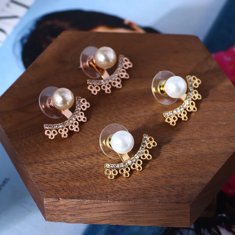 

Oumeifeng single Pearl fan-shaped hollow after hanging fashion style ear nail earrings jewelry earrings