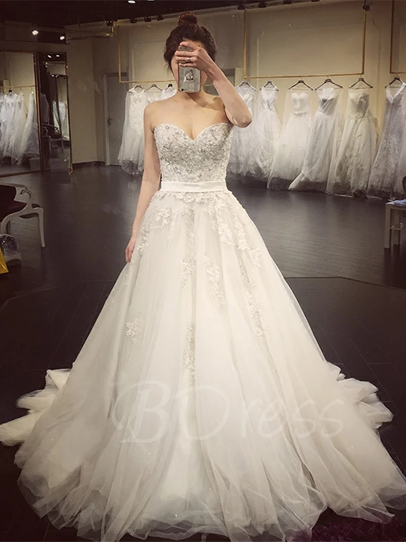 428 New Sweetheart Court Train A Line Wedding Dress Sequins Tulle Long 2017 Bridal Gown With Sash Vestido De Novias 205 (7)