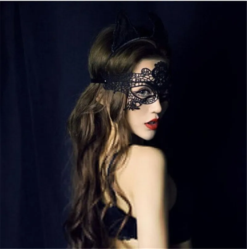 Sexy Black Lace Hollow Mask Goggles Nightclub Fashion Queen Female Sex