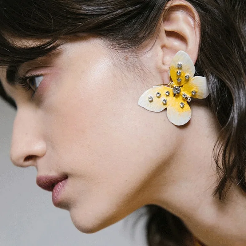 

3Colors Metal Painting Butterfly Charms Stud Earrings For Womens Fashion Jewelry Bohemian Collection Earrings Accessories