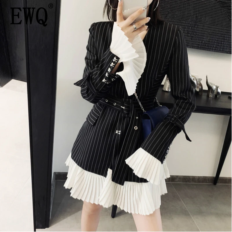 

[EWQ] 2019 Spring New Pattern V-collar Long Sleeve Striped Patchwork Adjustable Waist High Street Coat Women AE90801L