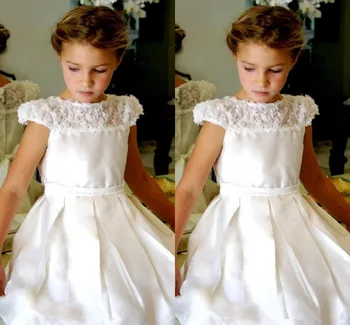 

Princess White Appliques Satin Flower Girls Dresses Jewel Neck Short Sleeves Ruched Back Bow Floor Length Christening Dress