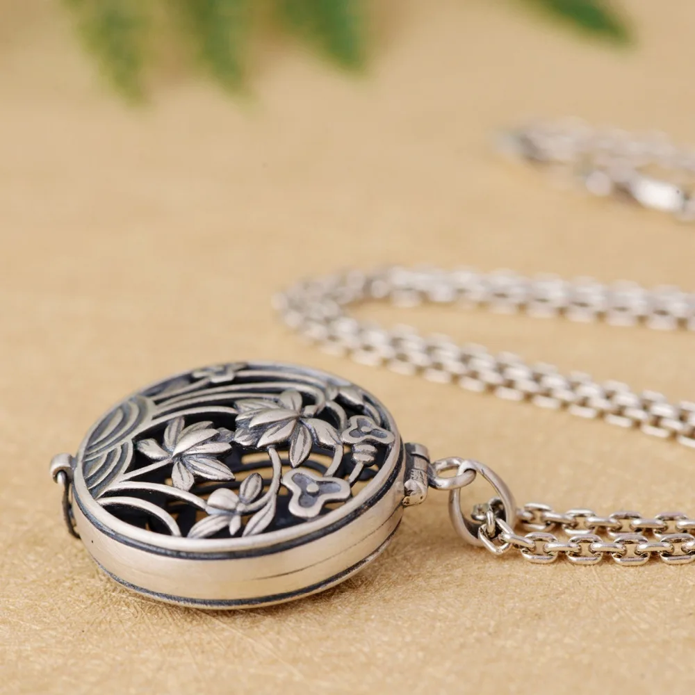 7860219544_1920852753