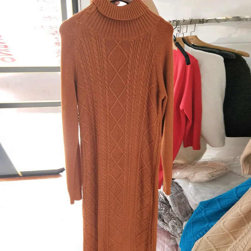 Cena Jesienno zimowy długi sweter z dzianiny kobiet pulower z golfem Plus rozmiar luźny, gruby ciepła dzianina sweter moda damska sweter