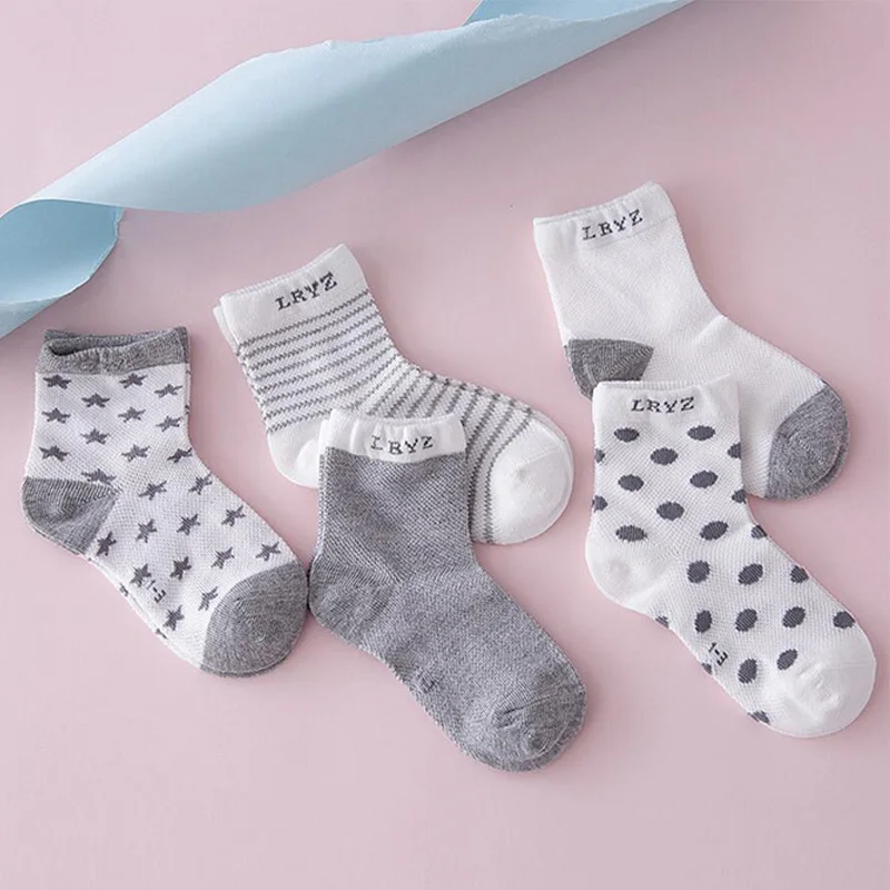 5 пара/лот, новые мягкие хлопковые носки для мальчиков и девочек милые новые детские удобные и дышащие носки модные детские носочки - Цвет: Light gray