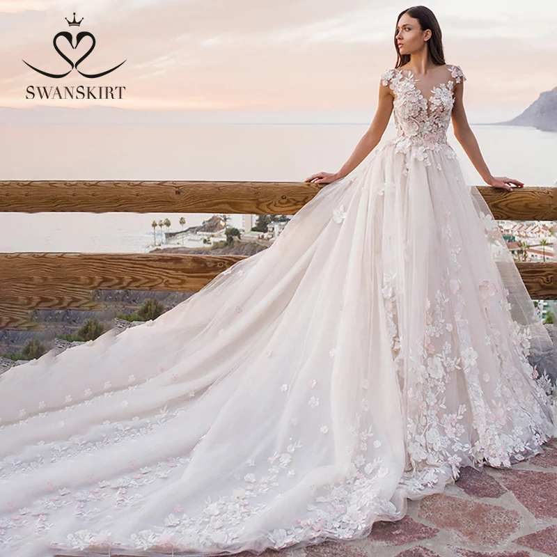 

Swanskirt Flowers Ball Gown Wedding Dress 2019 Romantic Appliques backless Beaded Chapel Train Bridal Gown Robe de mariee OZ05