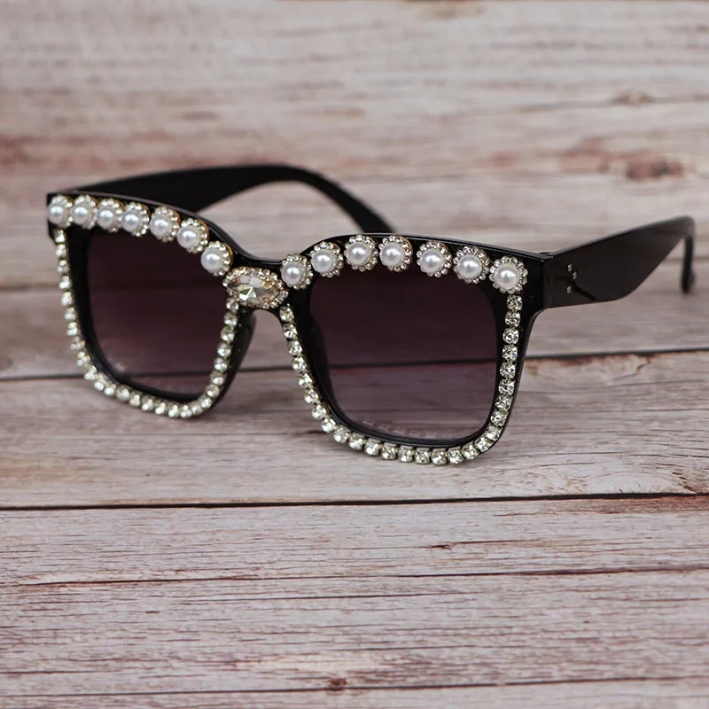 Custom made Crystal Luxury Sunglasses Women Bling Rhinestone Oversize