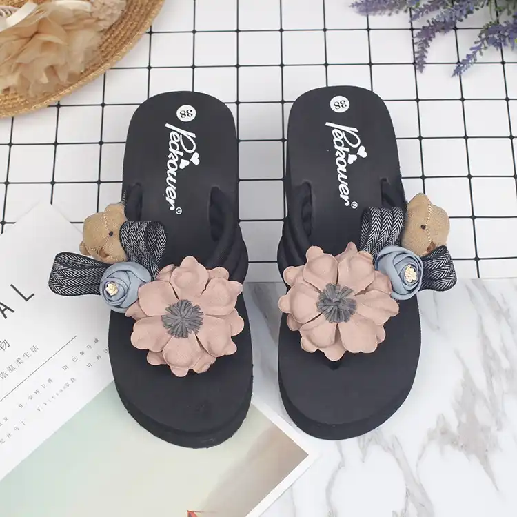 most comfortable flip flops for women