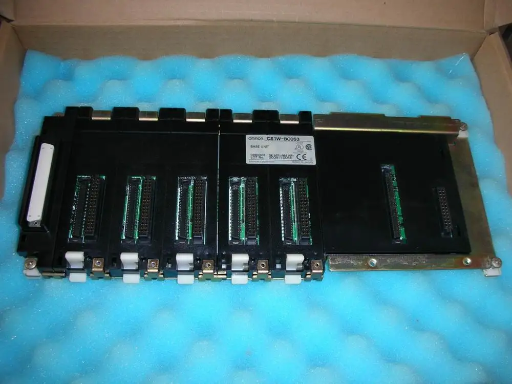

1PC USED OMRON PLC CS1W-BC053 floor OMRON