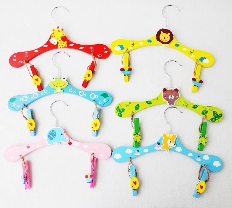 Hanger wooden cartoon animal child hanger baby hangers largein Clothes