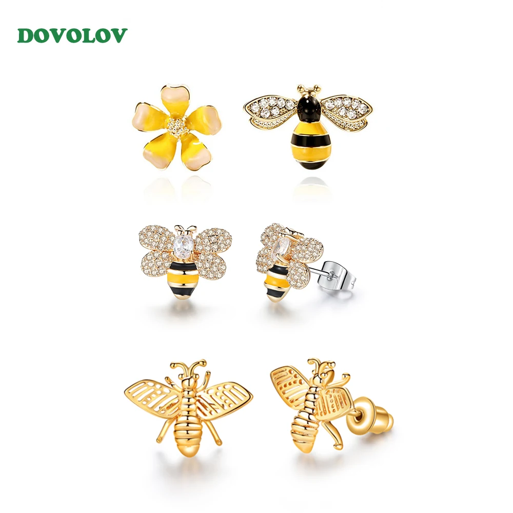 

Dovolov 3 Styles Korean Inlaid Crystal Rhinestone Bee Earings For Women Sweet Beauty Simple Atmosphere Stud Earrings D333