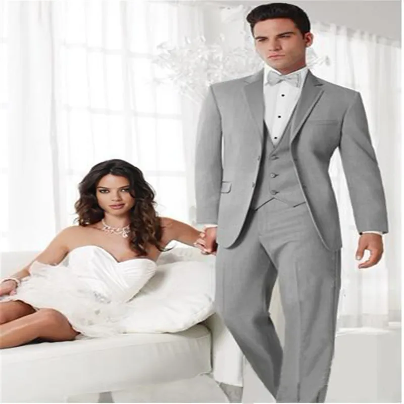 

New Style Two Buttons Light Grey Groom Tuxedos Best Man Notch Lapel Groomsmen Men Wedding Suits Bridegroom (Jacket+Pants+Tie+Ves