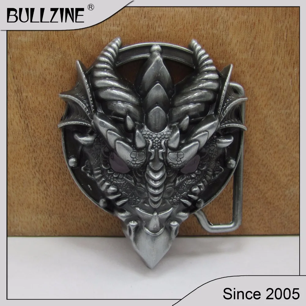 

The Bullzine wholesale Dragon head belt buckle with pewter finish FP-02885 suitable for 4cm width belt