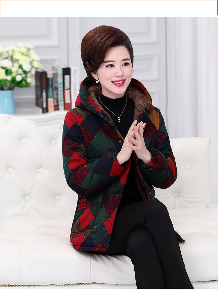 Large size Winter jacket Middle-aged women's clothing NEW Add wool Warm cotton-padded jacket Thickening Women winter coat K2902