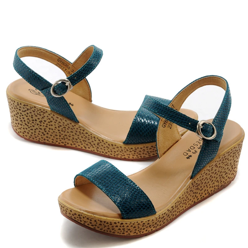 comfortable platform wedges