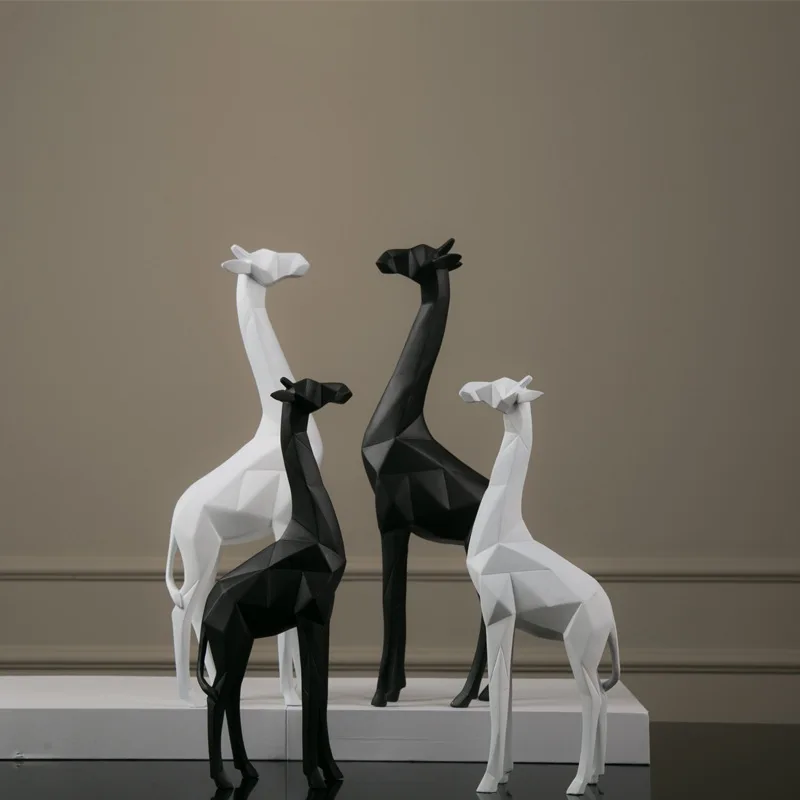

Nordic Modern Resin Giraffe Figurines Black White Creative pieces geometry multi-faceted multilateral paper folding Animal Decor
