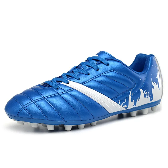 messi spikes