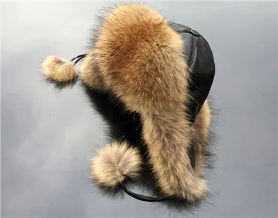 Натуральным лисьим мехом меховые шапки-бомберы с шляпа из натуральной кожи для Для женщин зима ухо енота меховая шапка - Цвет: Raccoon  Black