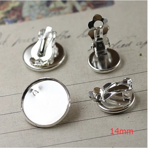 

20pcs 14mm Silver plated Flat Pad Clip On Earring Findings/Round Cabochon Settings Earring Clips earrings