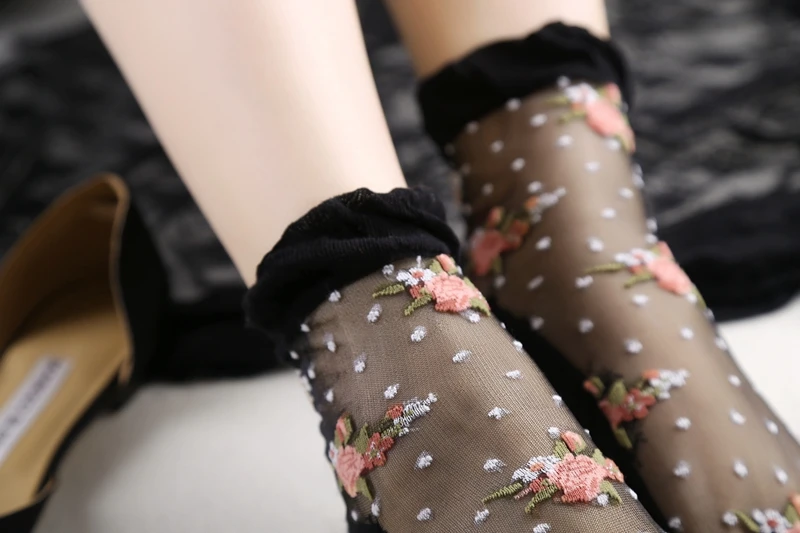Женские кружевные носки летние ультра-тонкие прозрачные кружевные хрустальные розы цветок лодыжки носки для женщин девочек летние короткие носки