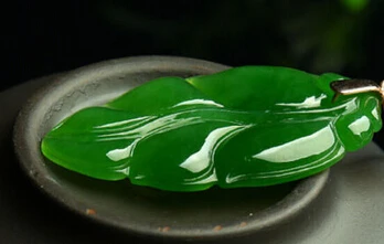 

Jew3115 Hetian green jade jasper necklace pendant jadeite leaf woman chinese emerald icy