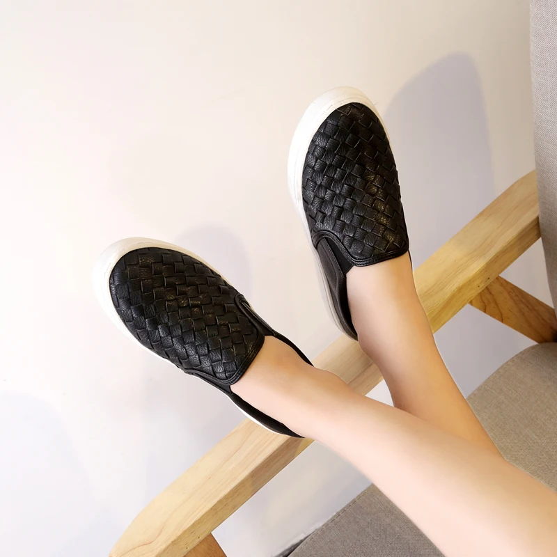 LAASIMI/Женская обувь на плоской подошве, Размеры 35-39, повседневная обувь без шнуровки Женская Базовая обувь из PU искусственной кожи с круглым носком Модные удобные женские кроссовки