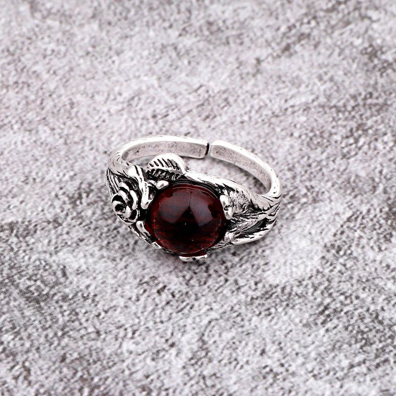 1PC-Classical-Glitter-Red-Store-Open-Ring-Women-Personality-Vintage-Silver-Carving-Pattern-Bead-Finger-Ring (5)