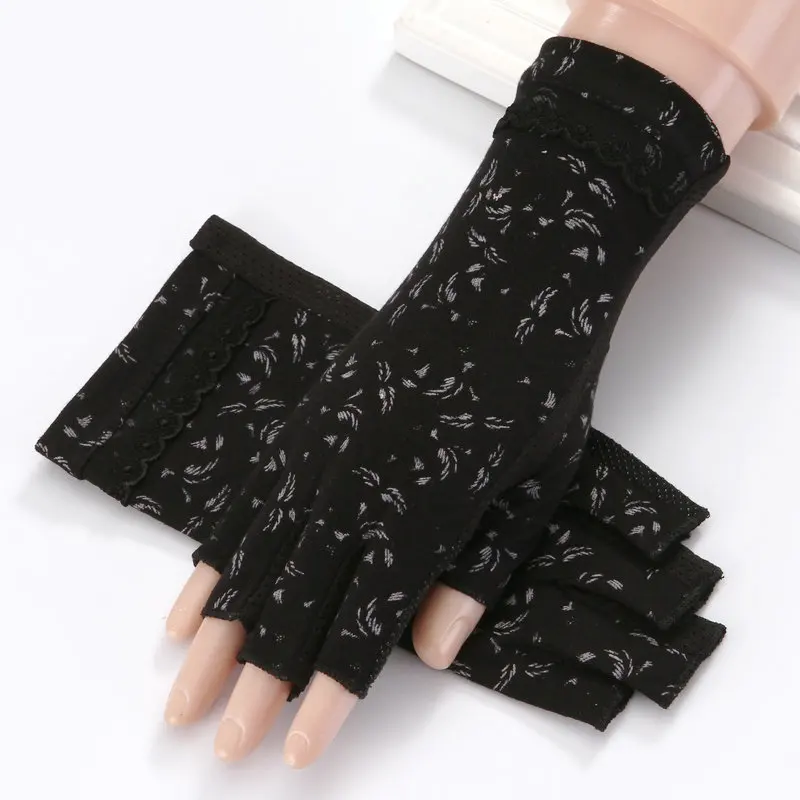 

Half Finger Woman Gloves Thin Summer Anti-Sun Pure Cotton Non-Slip Semi-Finger Driving Gloves Female Fashion Printed FS04