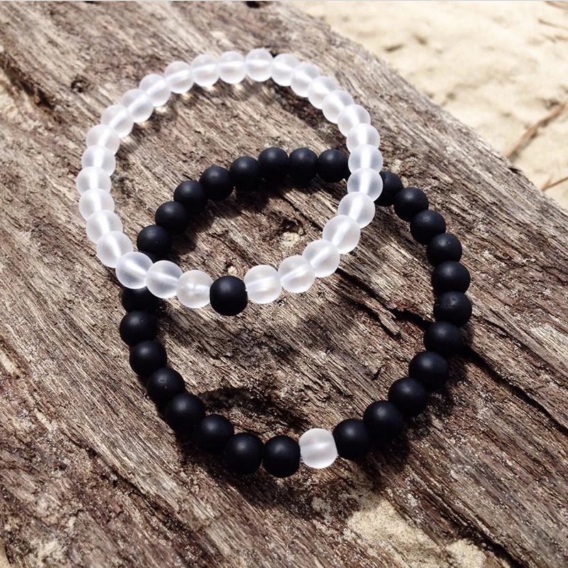 

Poshfeel 2Pcs/Set 8Mm Black & White Stone Bracelets For Lovers Couple Distance Bracelets Mbr170269