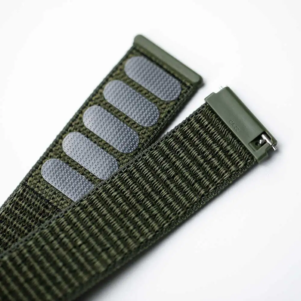 ремешок gt4. ремешок gt4. ремешок gt3 2mm. ремешок для polar grit x pro. ремешок 22мм силикон черный с зеленой дырочкой.