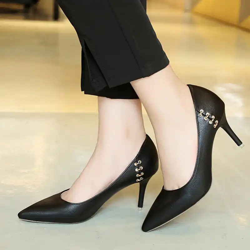 ladies black dress shoes